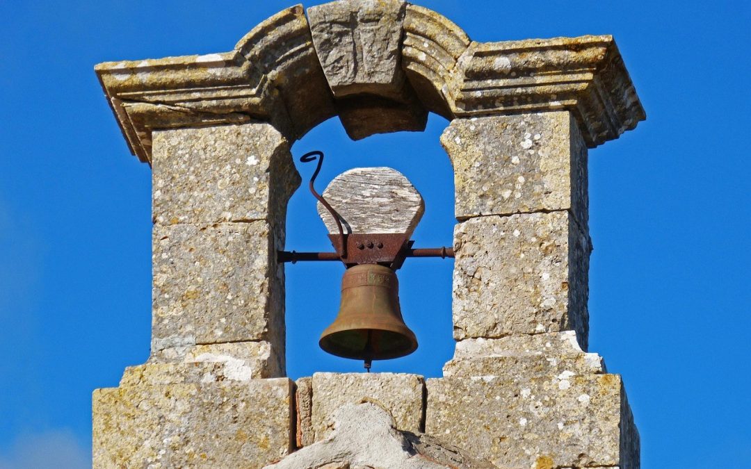 Potpuni vodič za oglašavanje sadržaja: što je, prednosti, nedostaci i kako se razlikuje od drugih strategija